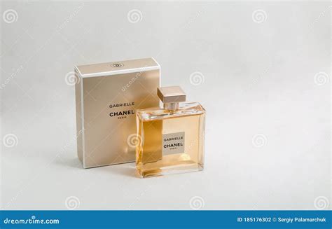 gabrielle chanel paris perfumy